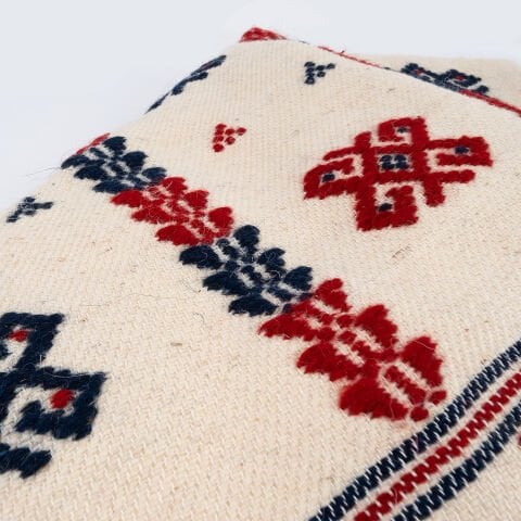 Koç Boynuzu Motifli El Dokuması Kilim