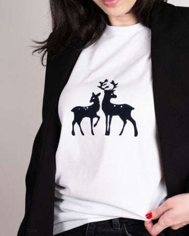 %100 Ege Pamuğu Taş Baskı | Beyaz Geyik Desenli Unisex Oversize Tişört