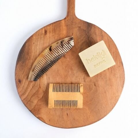 Saç Bakım Üçlüsü (Şimşir Tarak - Kemik Tarak - Defne Sabunu)