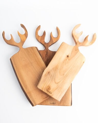 El Yapımı Ceviz Kesme & Sunum Tahtası (Geyik modeli)