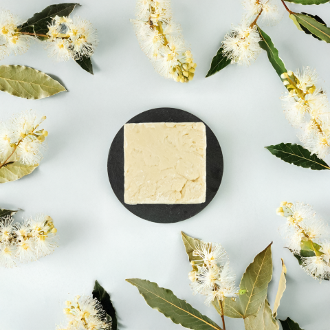 Hair Care Trio (Handleless Bone Comb + Double-Sided Boxwood Comb + Laurel Soap)