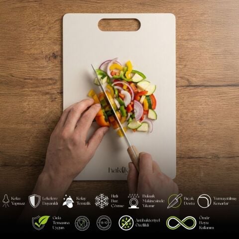 304 Antibakteriyel 1,5 Mm Kalınlığında Çelik Kesme Tahtası 21x32 Cm